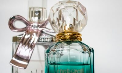 Qual a diferença entre Eau de Toilette, Eau de Parfum e Parfum? Entenda qual escolher